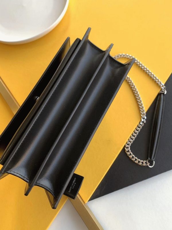 Sac Saint Laurent Sunset Medium à Chaîne en Cuir de Veau Noir – Image 7