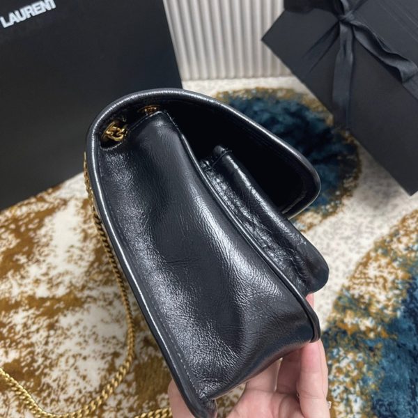 Contrefaçon Sac Saint Laurent Niki Baby à Chaîne en Noir – Image 9