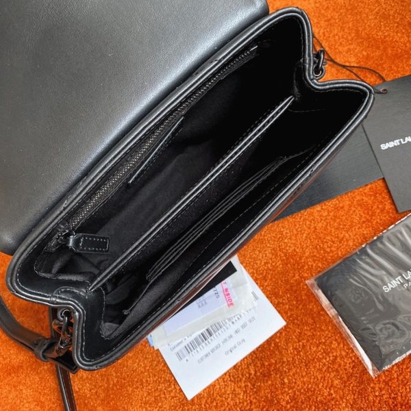 Fausse Sacoche Saint Laurent LouLou Toy avec Bandoulière en Noir Intégral – Image 2