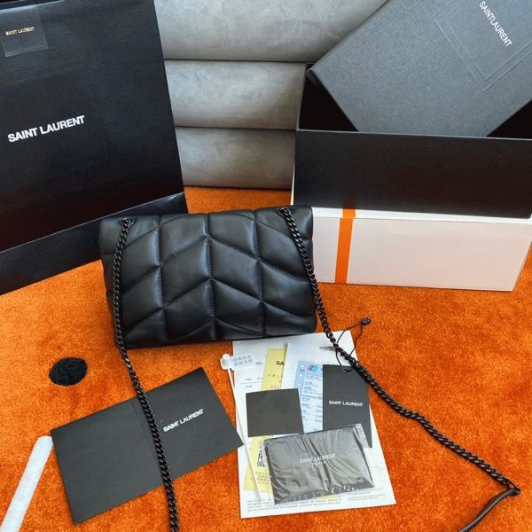 Sac Saint Laurent Puffer Toy Noir Intégral en Cuir d’Agneau Matelassé – Image 9