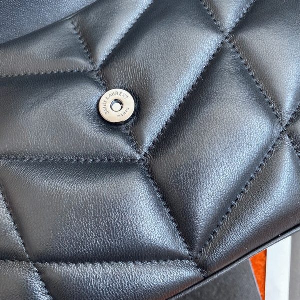 Sac Saint Laurent Puffer Small à Chaîne en Cuir d’Agneau Noir – Image 7