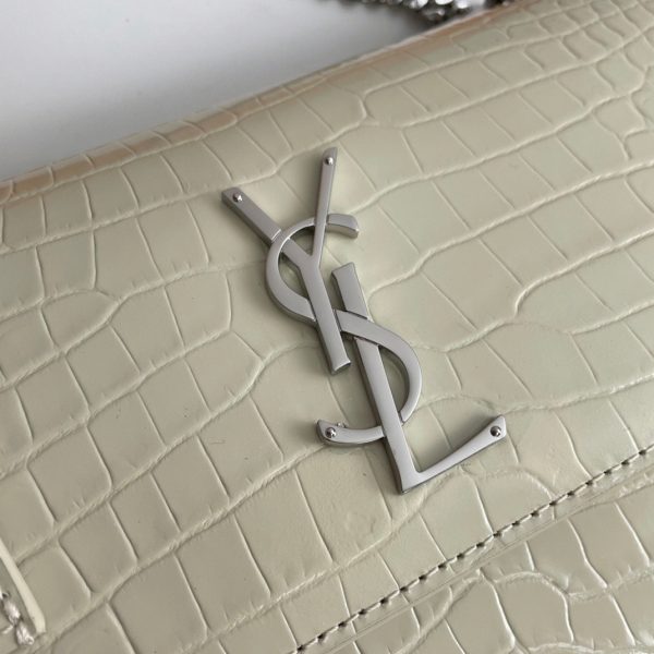 Sac Saint Laurent Sunset Medium à Chaîne en Cuir Embossé Crocodile Ivoire – Image 2