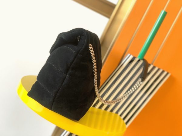 Sac Saint Laurent Puffer Medium à Chaîne en Veau Velours Noir – Image 2