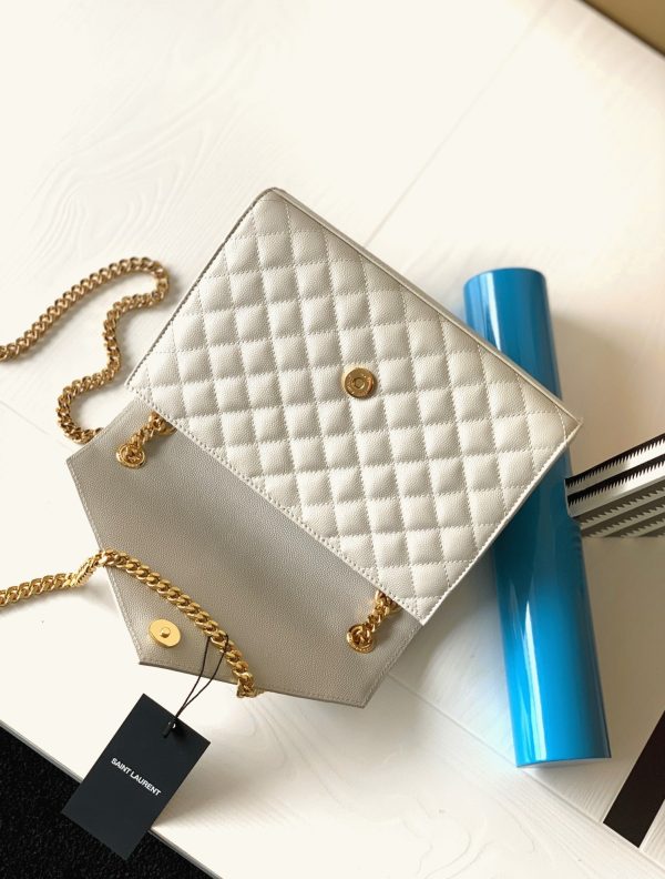 Contrefaçon Sac Saint Laurent Envelope Medium en Blanc – Image 8