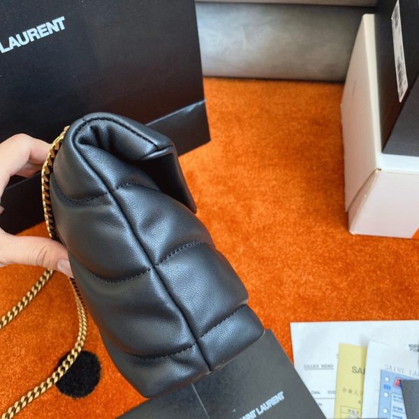 Sac Saint Laurent Puffer Toy en Cuir d’Agneau Matelassé Noir – Image 5