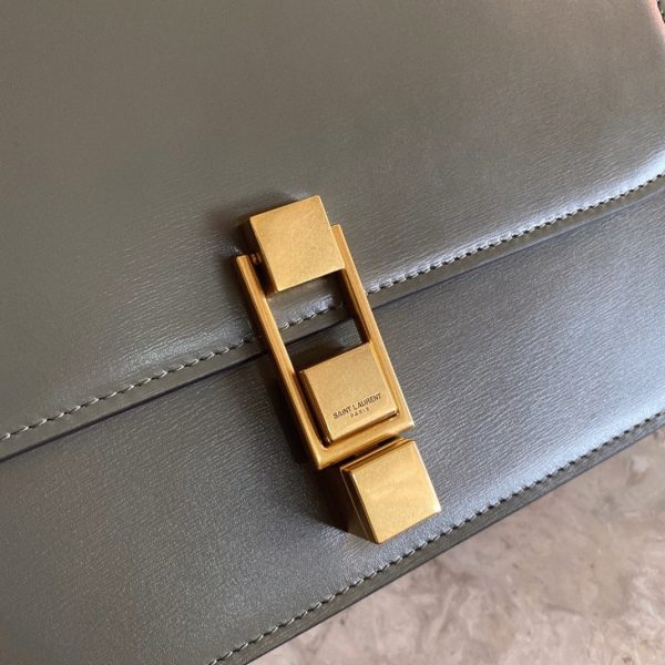 Contrefaçon Sac Saint Laurent Le Carré à Bandoulière en Olive – Image 9