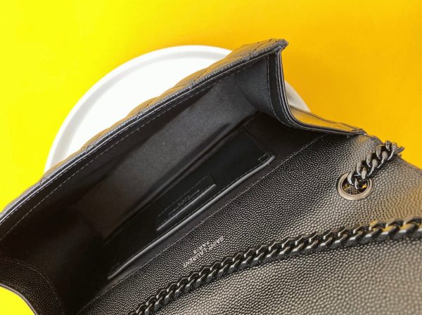 Fausse Sacoche Saint Laurent Envelope Small Noir avec Ferrures Noires – Image 9