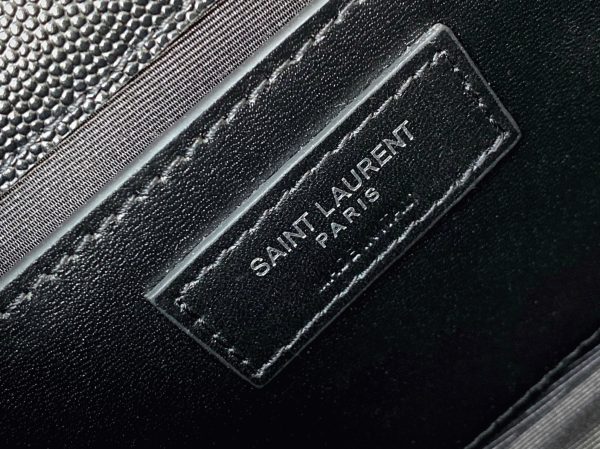 Fausse Sacoche Saint Laurent Envelope Small Noir avec Ferrures Noires – Image 2