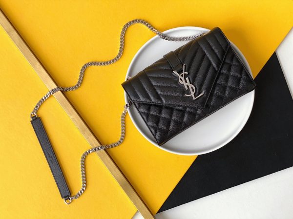 Contrefaçon Sac Saint Laurent Envelope Small en Noir – Image 8