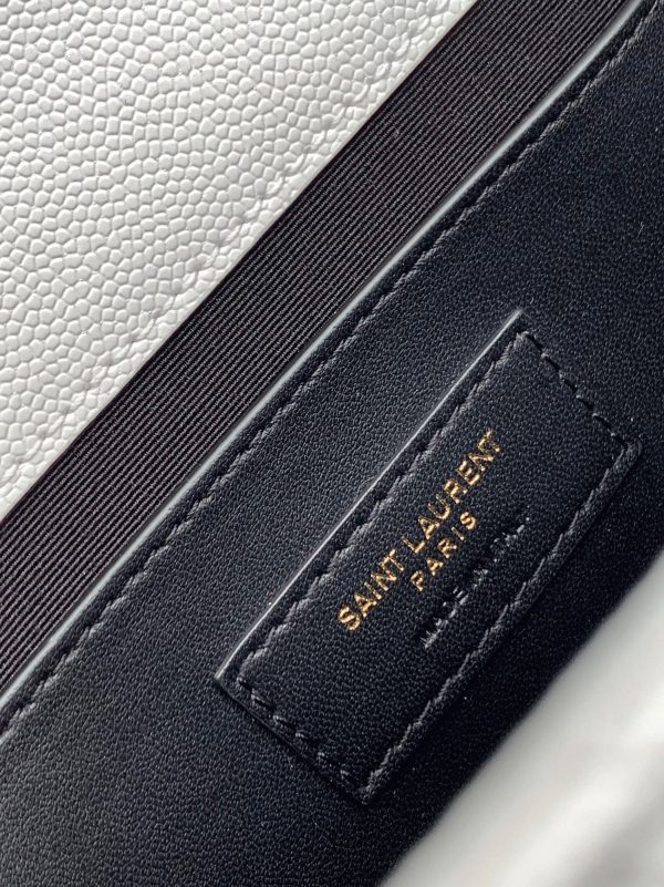 Fausse Sacoche Saint Laurent Envelope Small en Blanc – Image 6