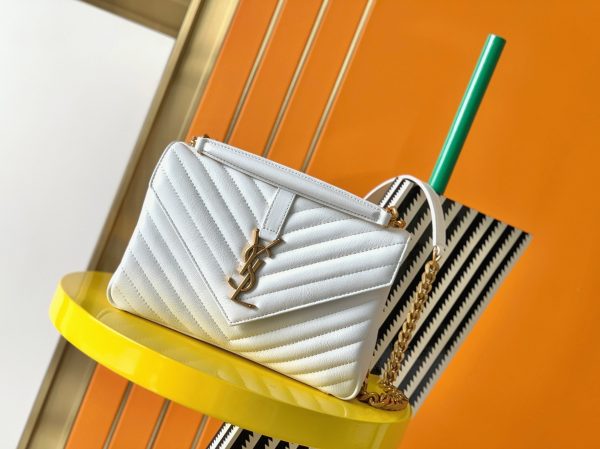 Contrefaçon Sac Saint Laurent College Medium à Chaîne en Blanc – Image 6