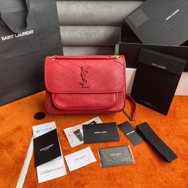 Contrefaçon Sac Saint Laurent Niki Medium à Chaîne en Rouge – Image 8