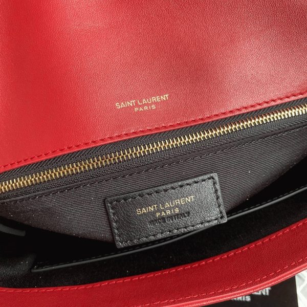 Contrefaçon Sac Saint Laurent Niki Medium à Chaîne en Rouge – Image 7