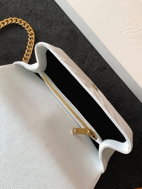 Contrefaçon Sac Saint Laurent College Medium à Chaîne en Blanc – Image 11