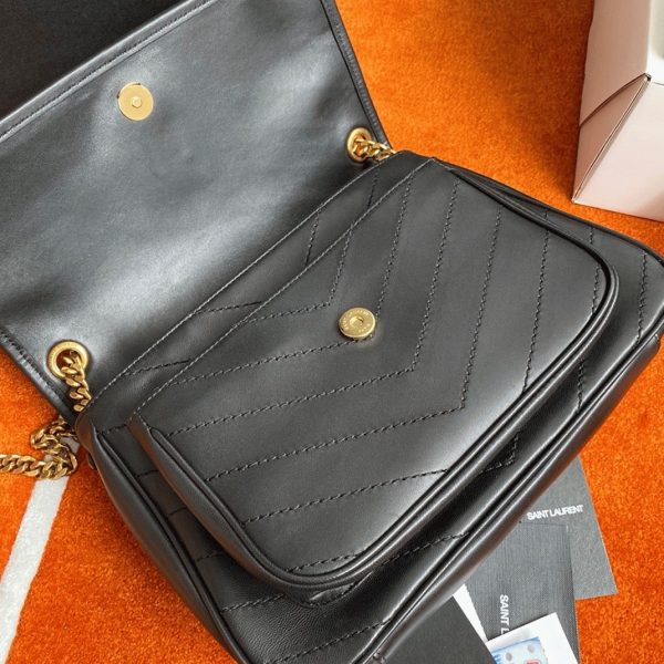 Réplique Sac Saint Laurent Niki Medium à Chaîne en Noir – Image 9