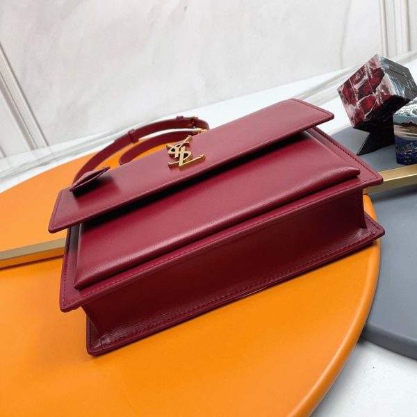 Sac Saint Laurent Sunset Medium avec Poignée en Cuir de Veau Rouge – Image 4