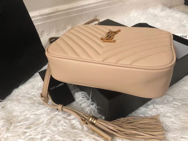 Réplique Sac Saint Laurent Lou Camera en Beige – Image 5