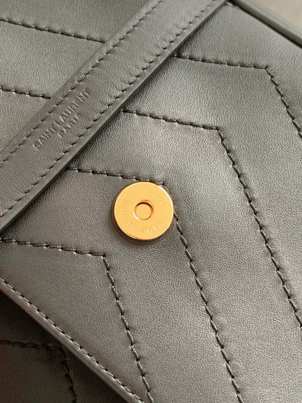 Réplique Sac Saint Laurent Niki Medium à Chaîne en Noir – Image 6