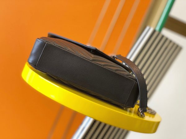 Réplique Sac Saint Laurent College Medium à Chaîne en Noir – Image 2