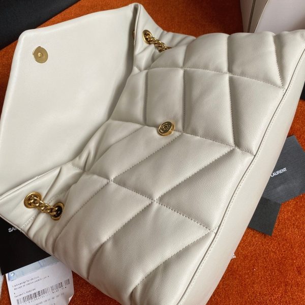 Sac Saint Laurent Puffer Medium à Chaîne en Cuir d’Agneau Blanc – Image 10
