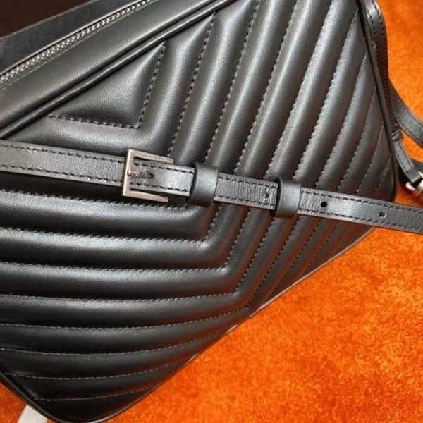 Contrefaçon Sac Saint Laurent Lou Camera en Noir – Image 7