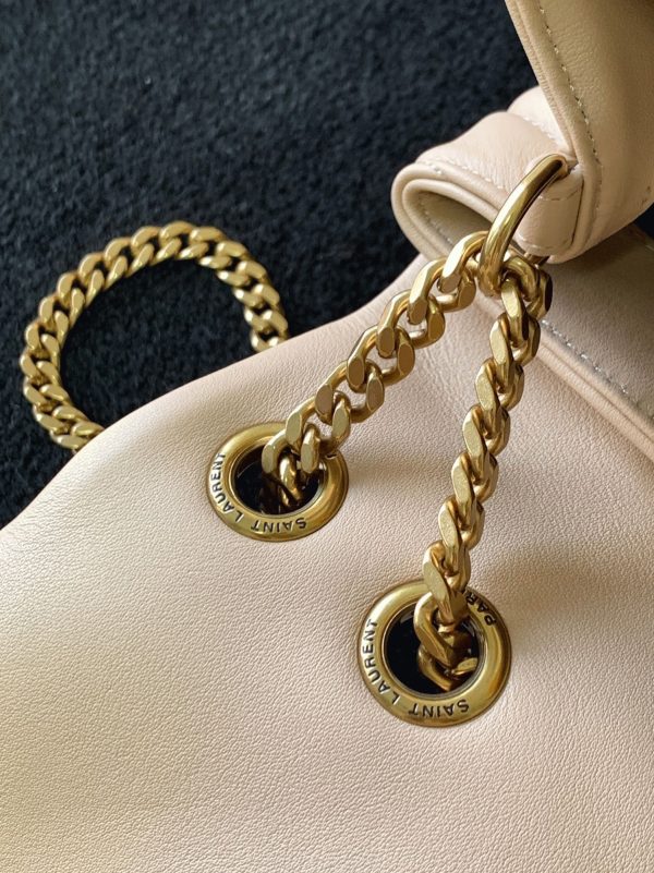 Imitation Sac Saint Laurent LouLou Medium à Chaîne en Beige – Image 8