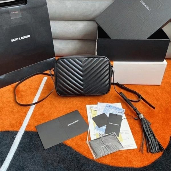 Contrefaçon Sac Saint Laurent Lou Camera en Noir – Image 4