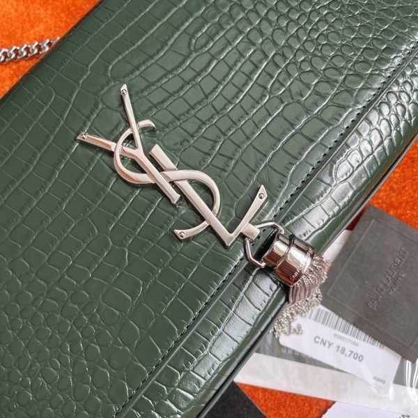 Contrefaçon Sac Saint Laurent Kate Medium à Frange en Cuir Embossé Crocodile Vert – Image 3