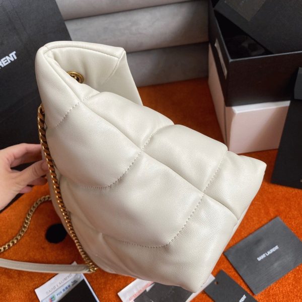 Sac Saint Laurent Puffer Medium à Chaîne en Cuir d’Agneau Blanc – Image 2