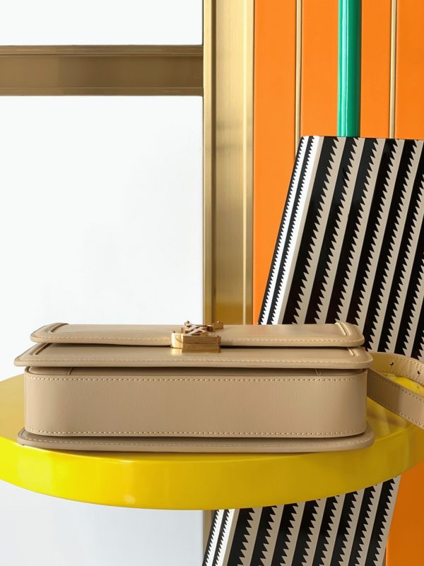 Sac Saint Laurent Solferino Medium en Cuir de Veau Beige – Image 5