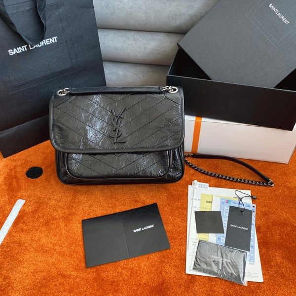 Contrefaçon Sac Saint Laurent Niki Medium à Chaîne en Noir – Image 5