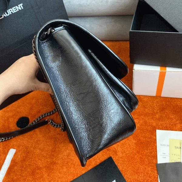 Contrefaçon Sac Saint Laurent Niki Medium à Chaîne en Noir – Image 2
