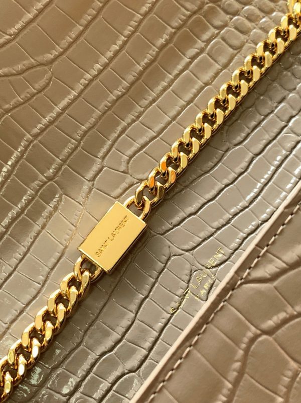 Réplique Sac Saint Laurent Kate Medium à Frange en Cuir Embossé Crocodile Beige – Image 8