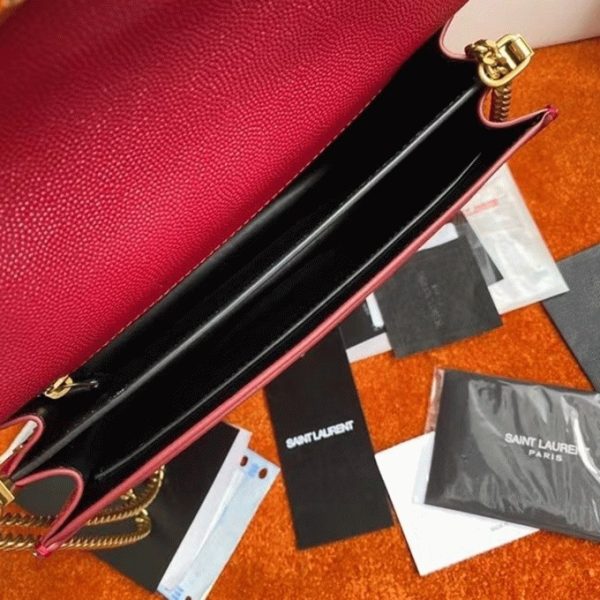 Fausse Sacoche Saint Laurent Cassandra Medium à Chaîne en Rouge – Image 6