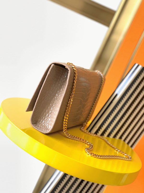 Réplique Sac Saint Laurent Kate Medium à Frange en Cuir Embossé Crocodile Beige – Image 2
