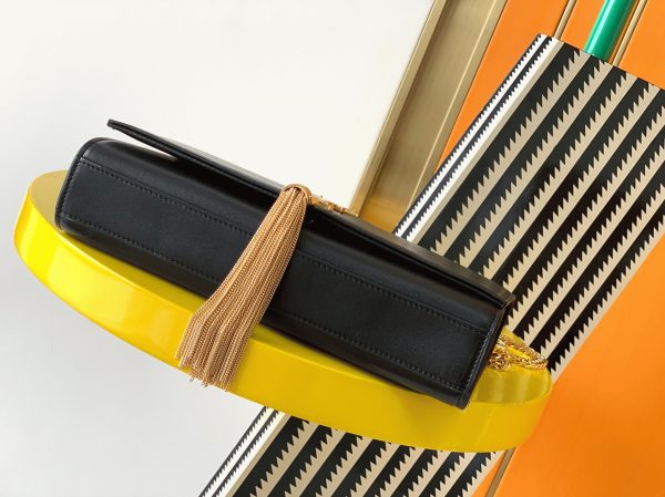 Réplique Sac Saint Laurent Kate Small à Chaîne en Noir – Image 8