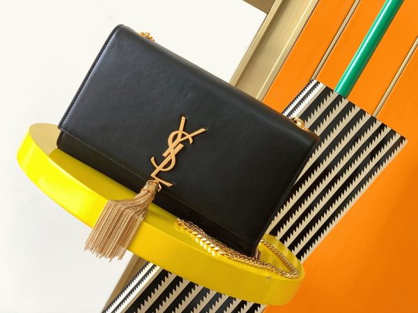Réplique Sac Saint Laurent Kate Small à Chaîne en Noir – Image 3