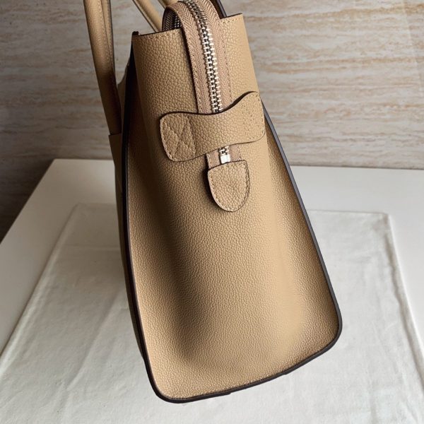 Réplique Celine Mini Luggage Fourre-tout Sac en dune – Image 6