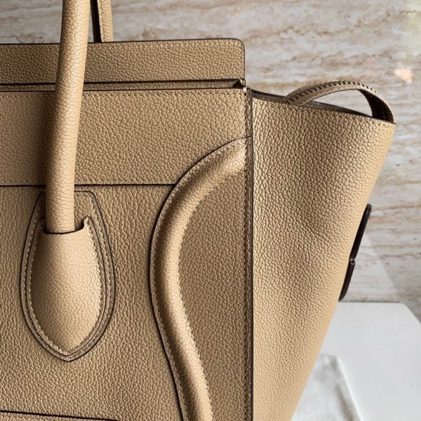 Réplique Celine Mini Luggage Fourre-tout Sac en dune – Image 4