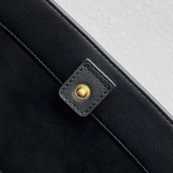 Contrefaçon Celine Petit Bucket Cuir Triomphe en noir cuir de veau – Image 5