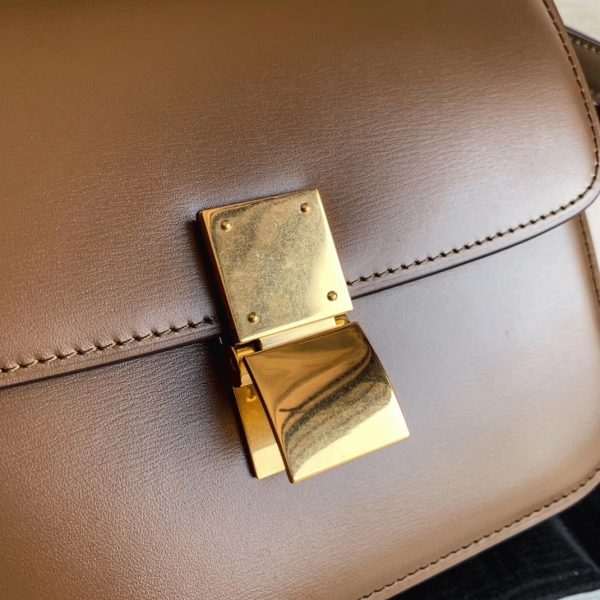 Contrefaçon Celine Classic Box Adolescent Sac en camel – Image 11