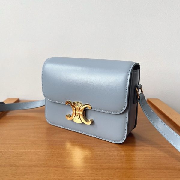 Faux Celine Triomphe Adolescent Sac en bleu pâle – Image 4