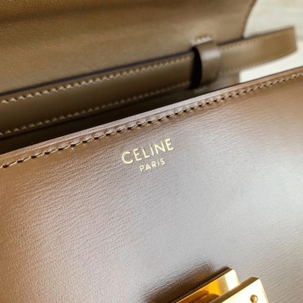 Contrefaçon Celine Classic Box Adolescent Sac en camel – Image 7