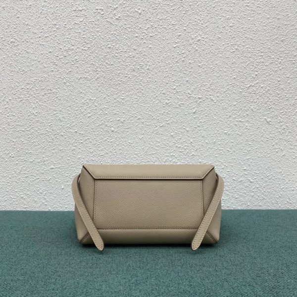 Contrefaçon Celine Belt Nano Sac en beige clair – Image 3