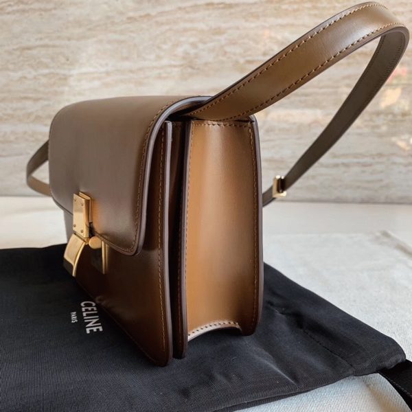 Contrefaçon Celine Classic Box Adolescent Sac en camel – Image 3
