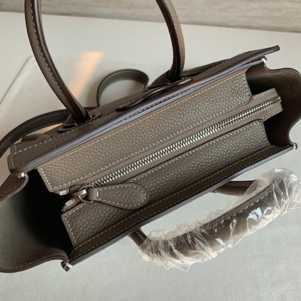 Faux Celine Nano Luggage Fourre-tout Sac en souris – Image 9