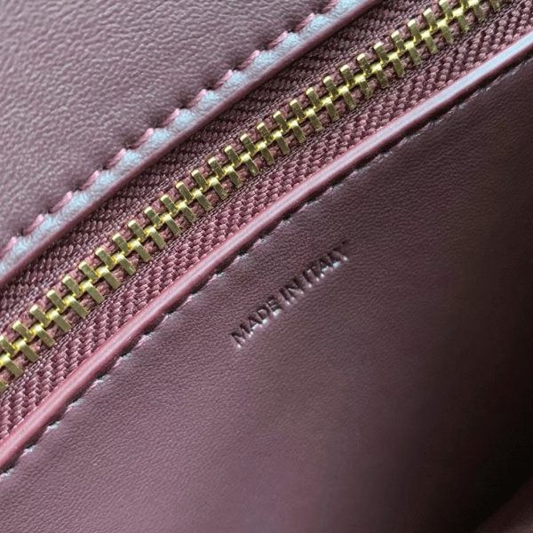 Contrefaçon Celine Classic Box Petit Sac en bordeaux – Image 3