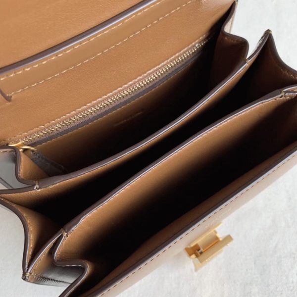Faux Celine Classic Box Petit Sac en camel – Image 3