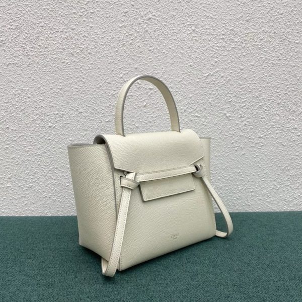 Contrefaçon Celine Belt Nano Sac en blanc – Image 4