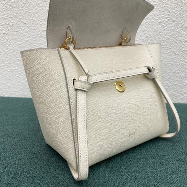 Contrefaçon Celine Belt Nano Sac en blanc – Image 2